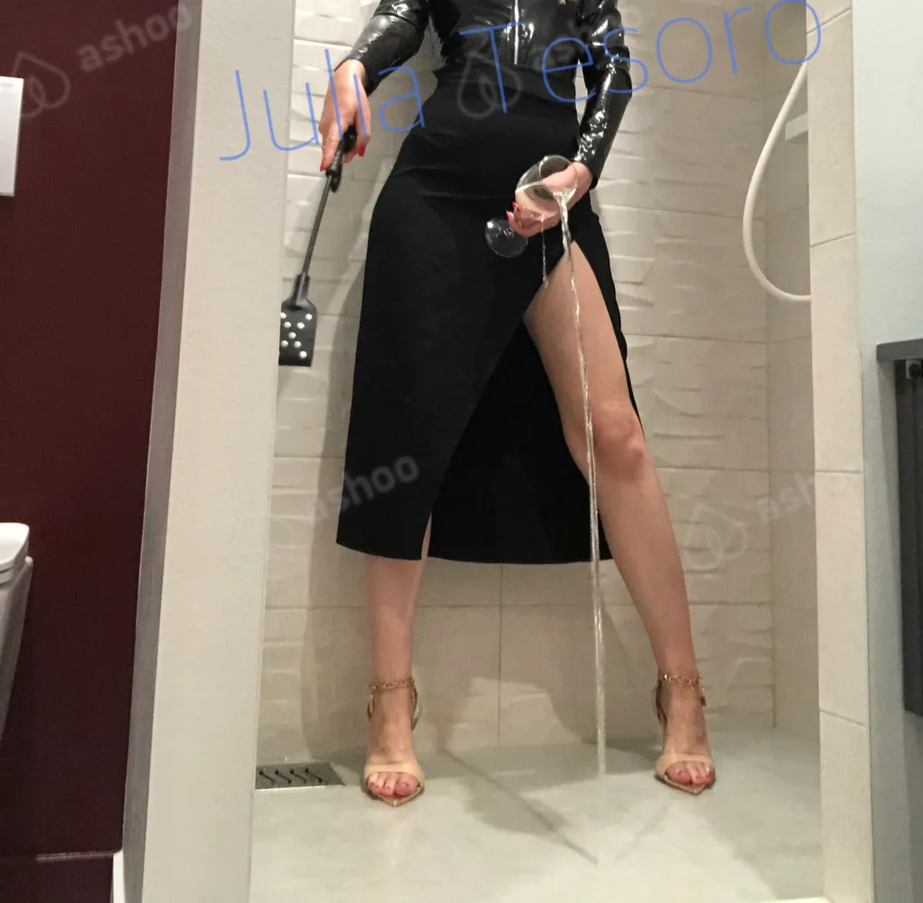 Julia Tesoro 8