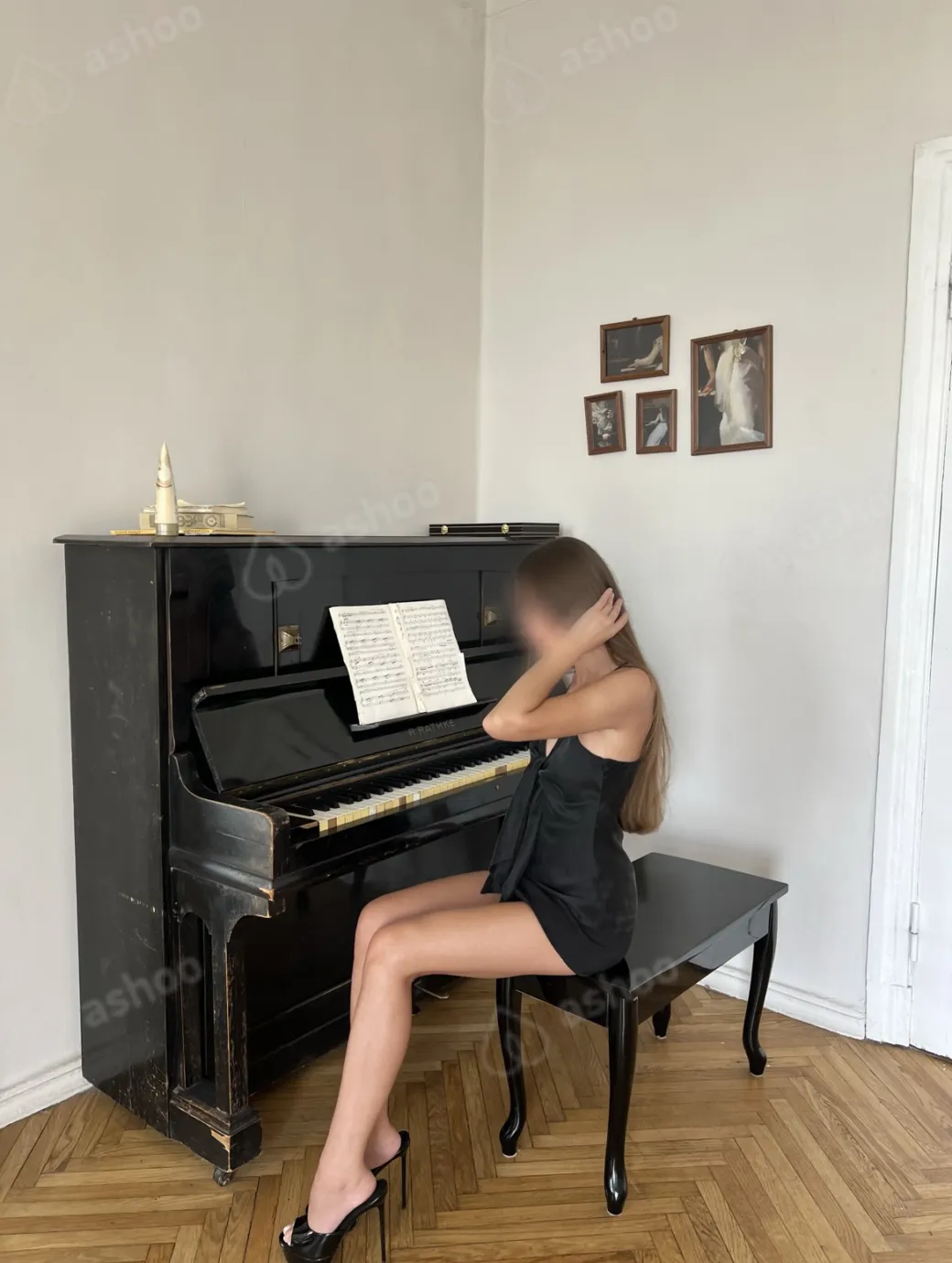 Alexandra 4