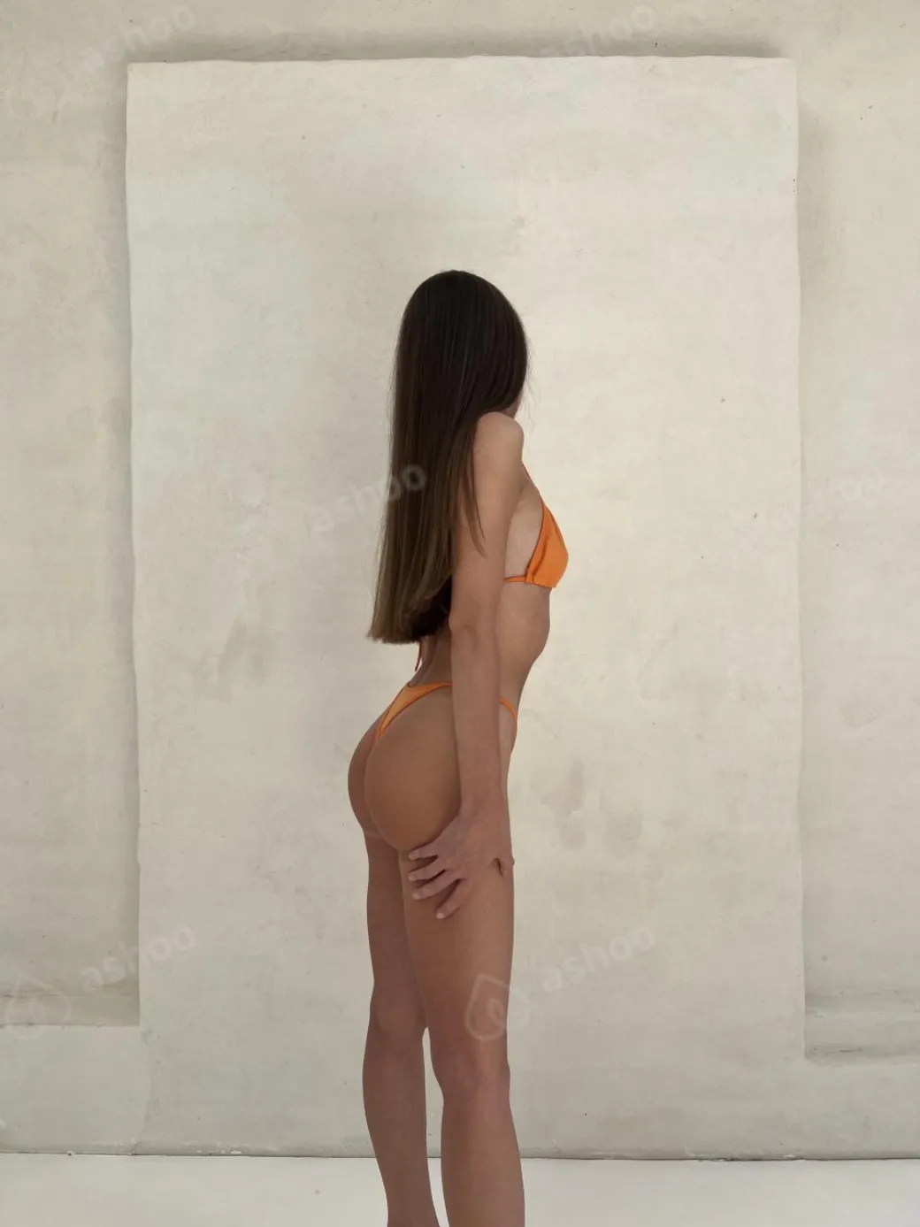 Alexandra 8