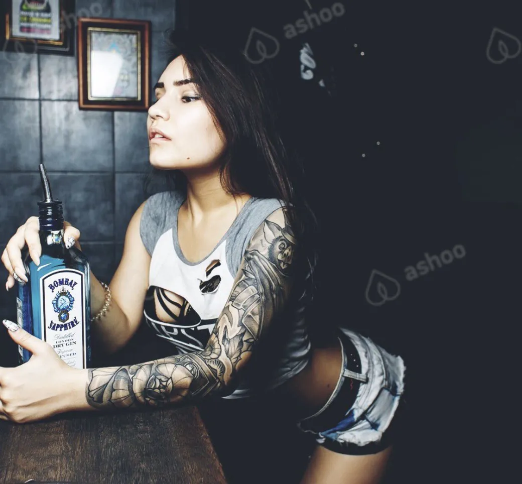 Black Madonna Benz 10