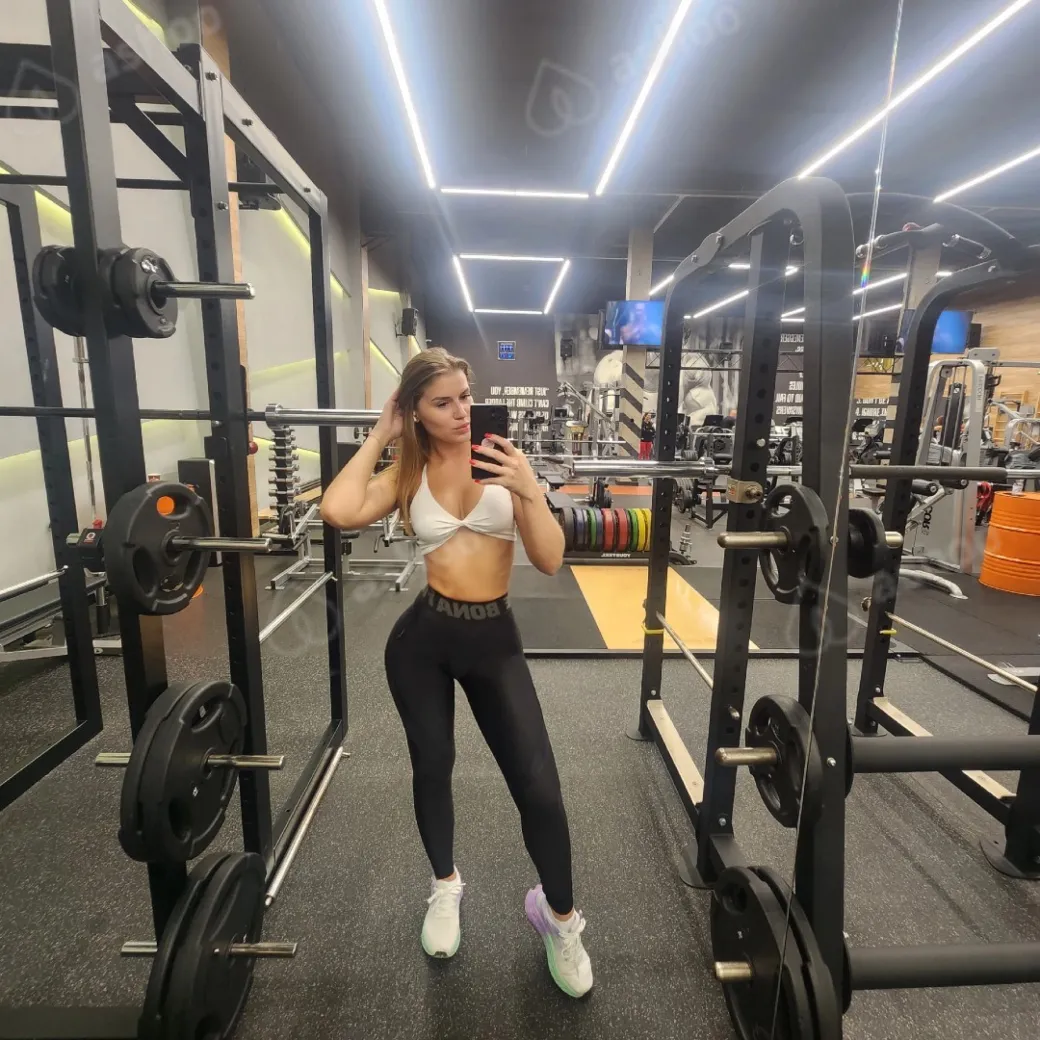 Veronika Rai 20