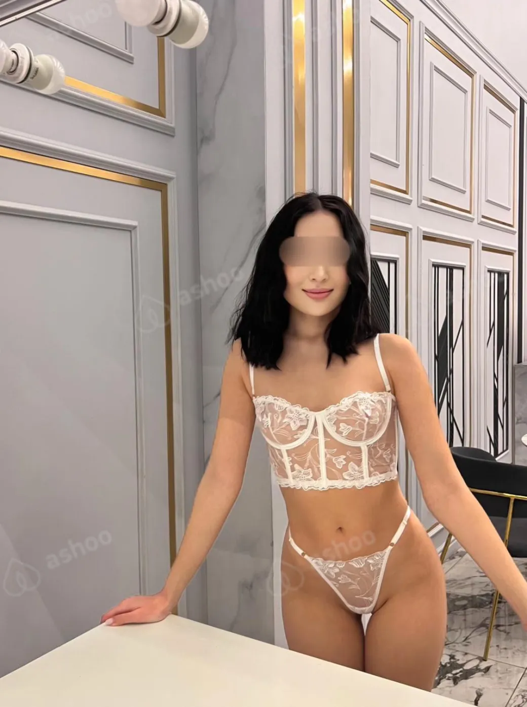 Kamilla Wong 24