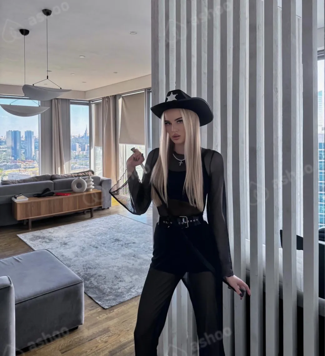 Alana sensual Sadist 19