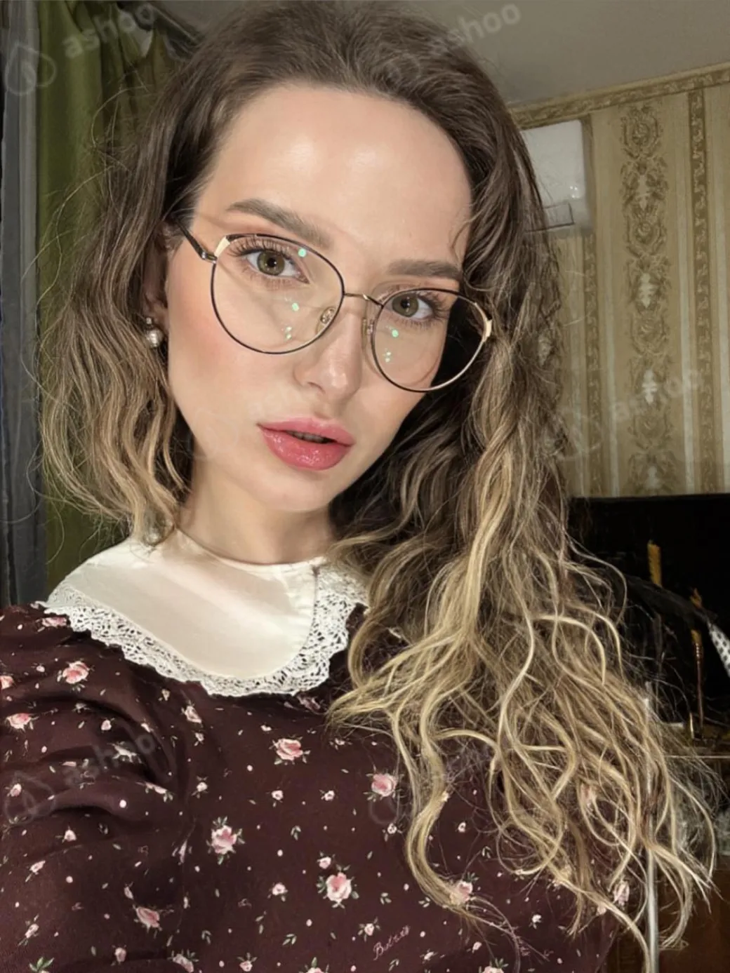 Vikky chill 12