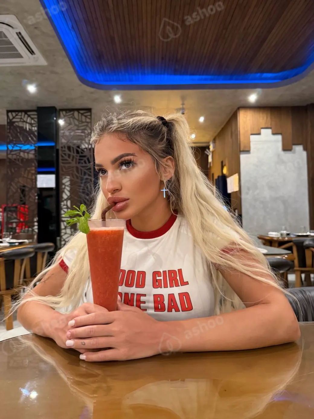 ПОРНОАКТРИСА CRAZY VIKA 19