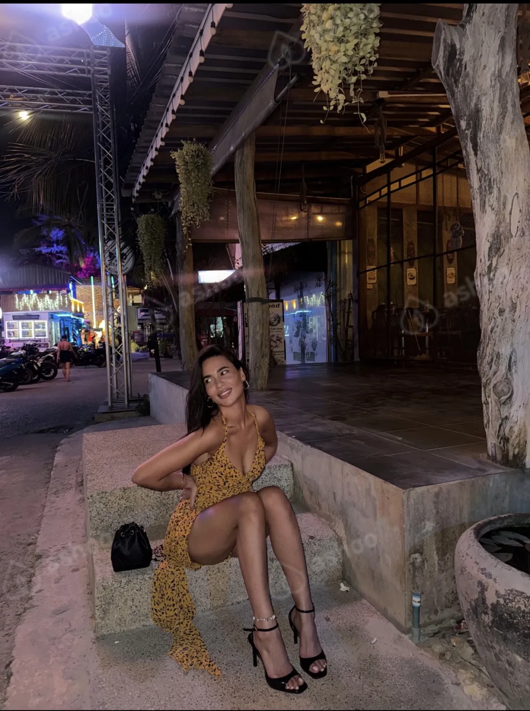 Leila 7