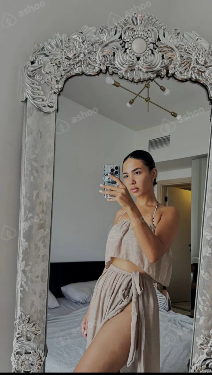 Leila 2