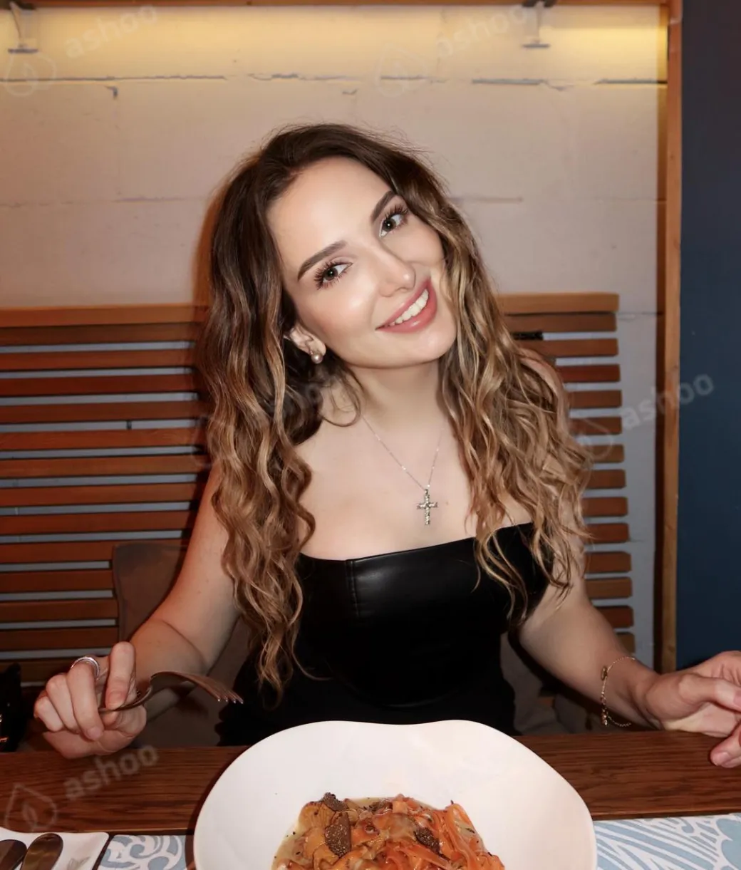 Vikky chill 19