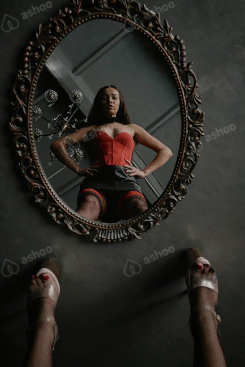 Mistress Julia 14