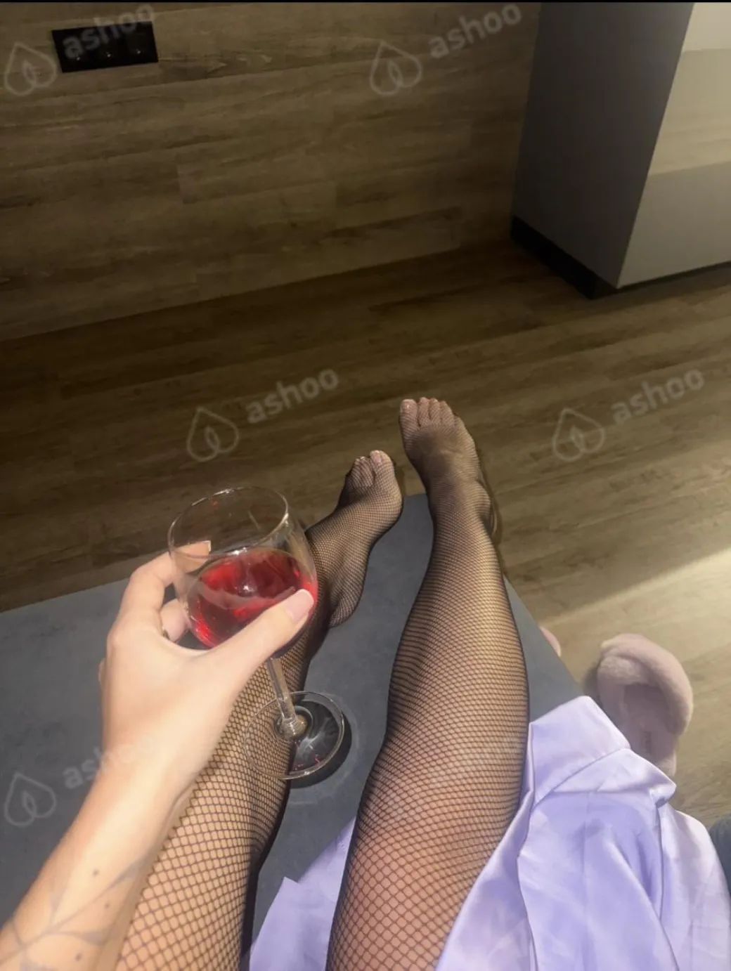Mistress Julia 24