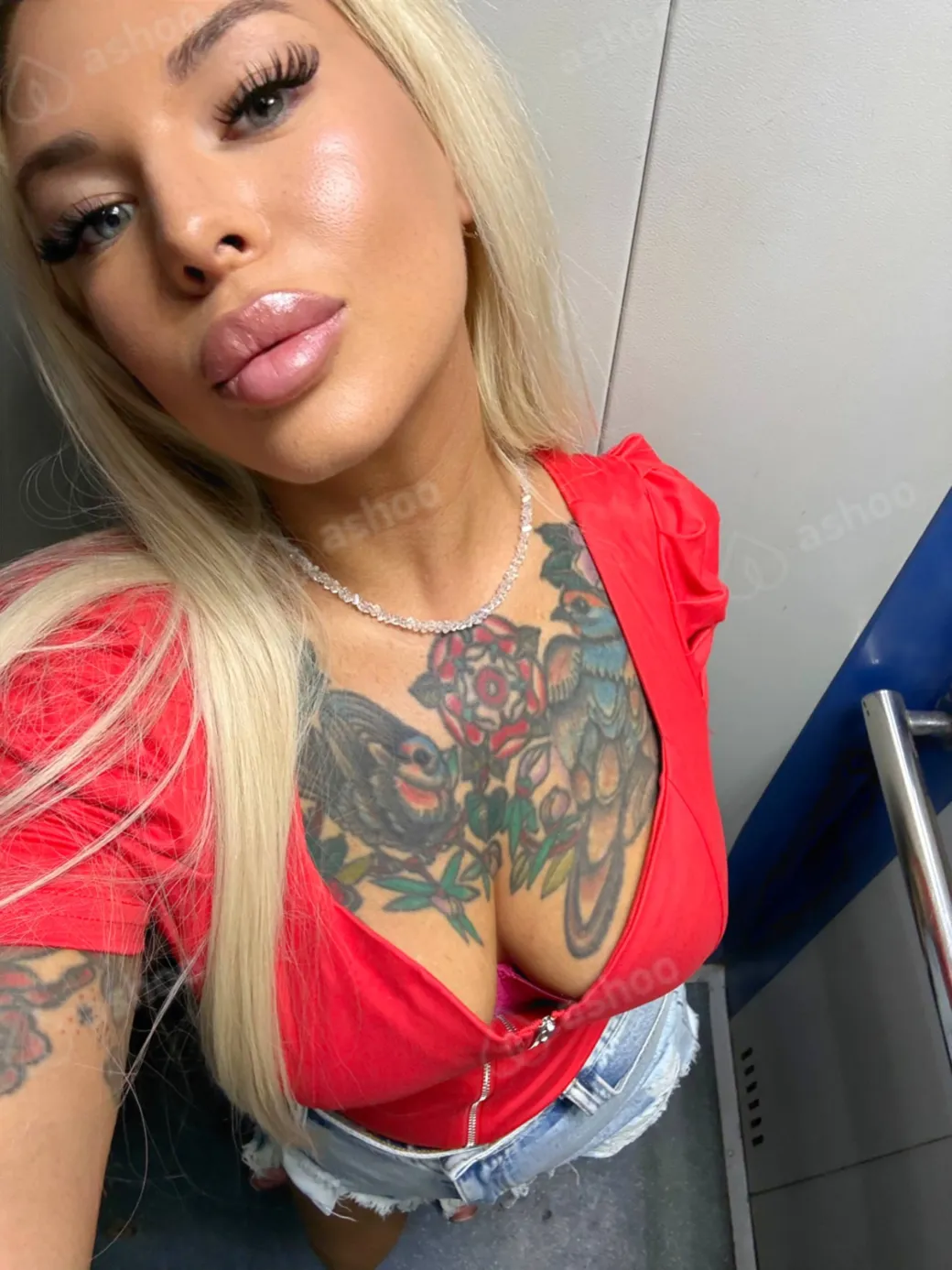 Nicole E-class 11