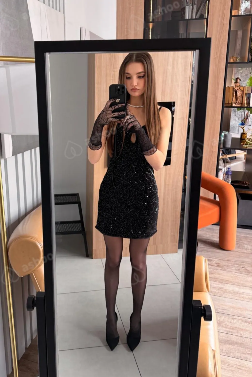 Теона 9