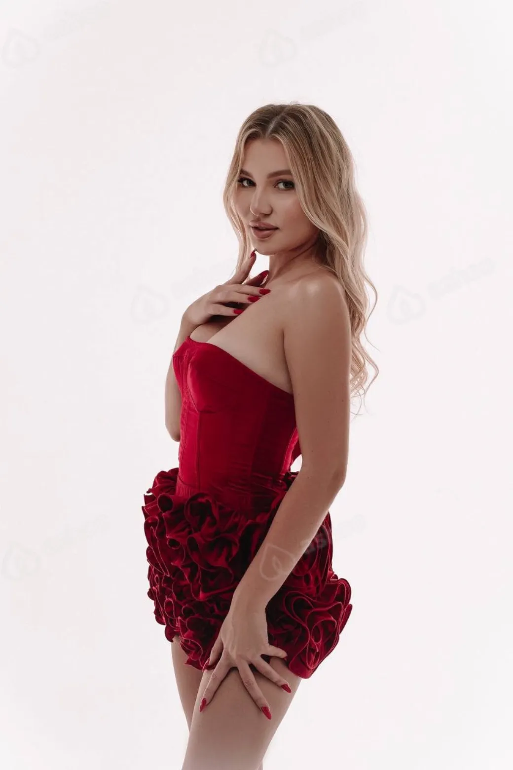 Дарина 25