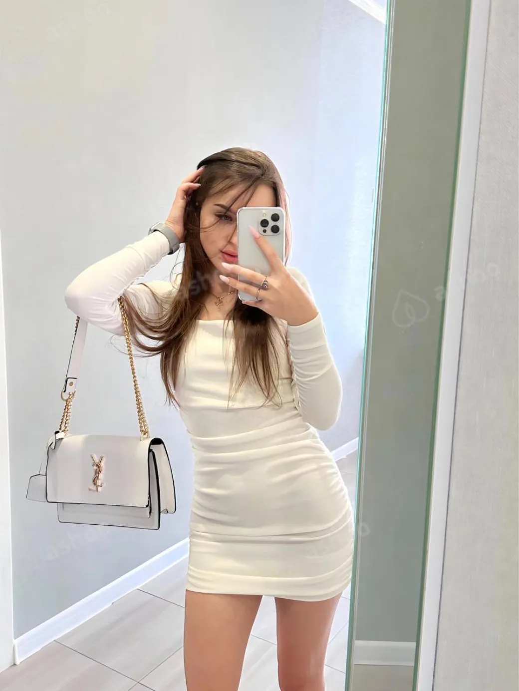 Angelika 16