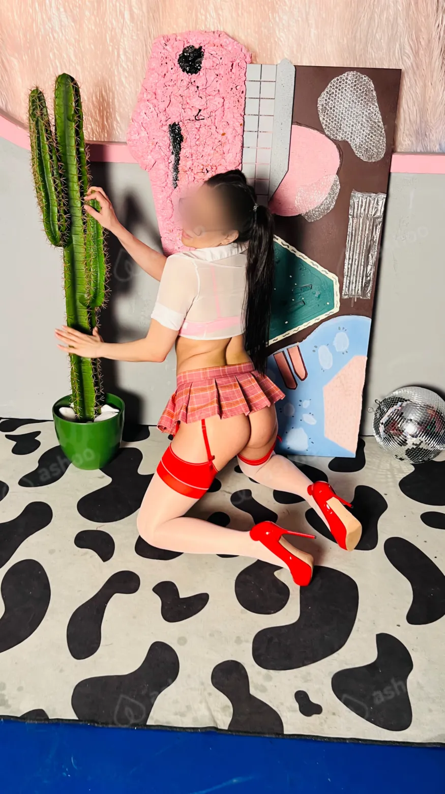Miss Veronika 16