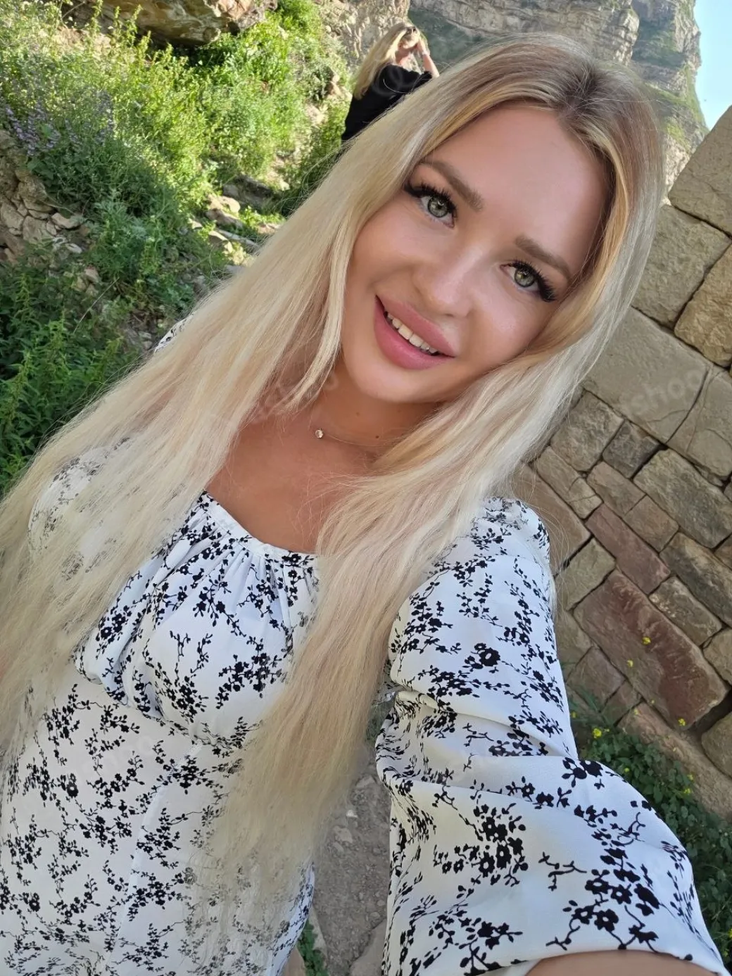 Alina 777 22
