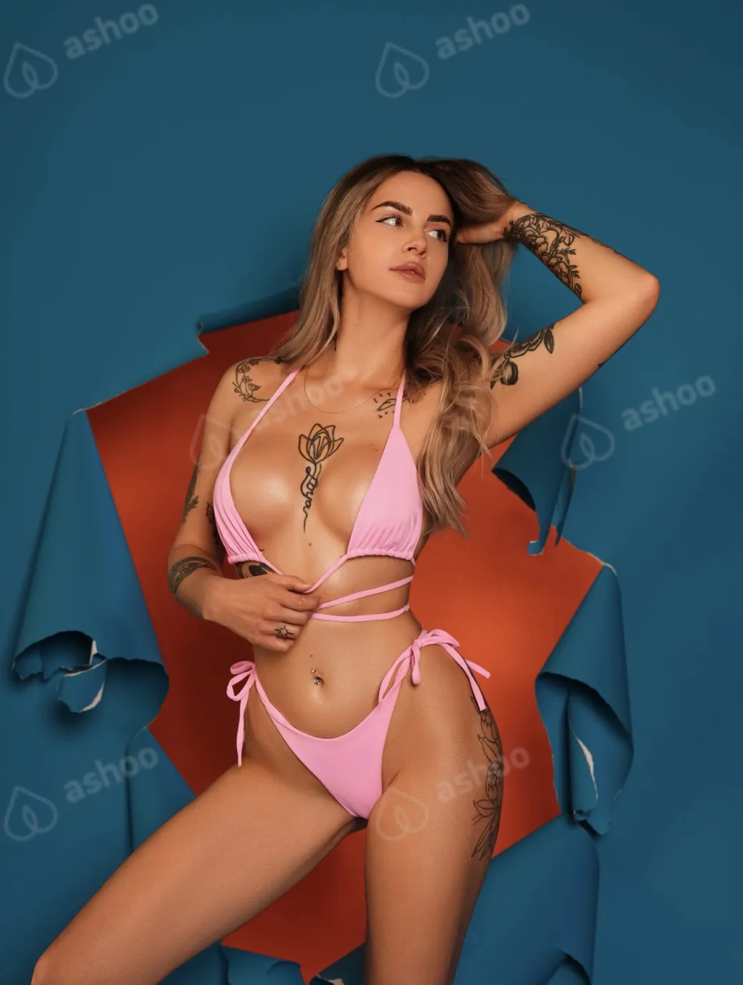 Honey Sofi 1