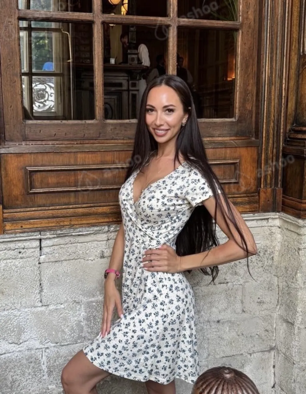 Alina Valmon