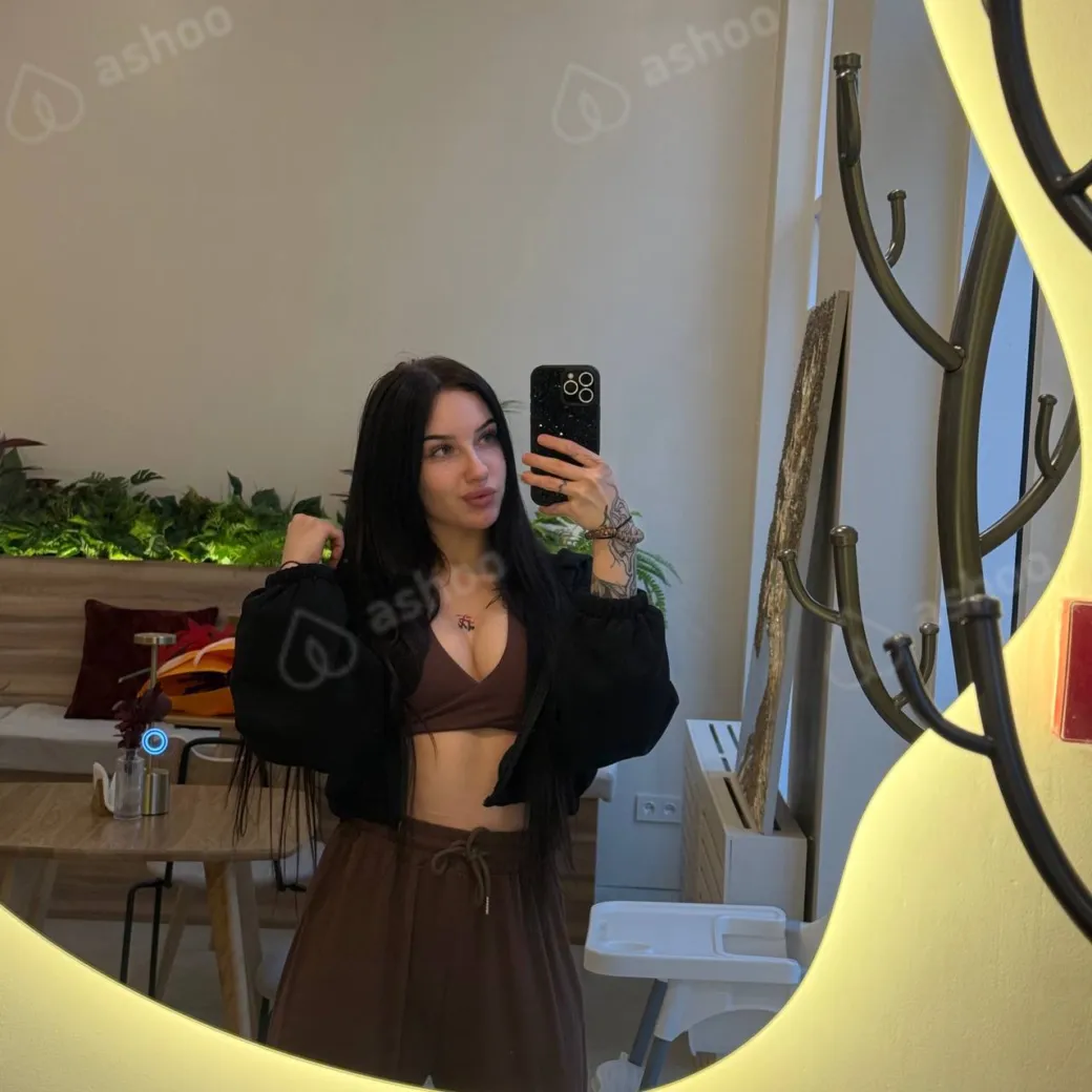 Luiza Milk GFE 8
