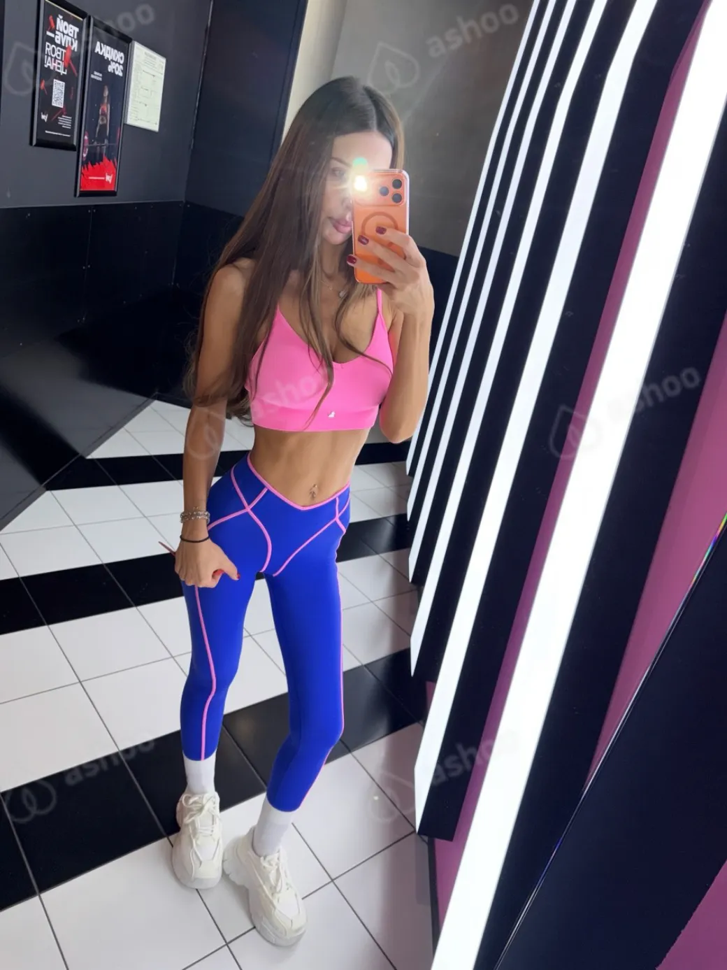 Alina 18