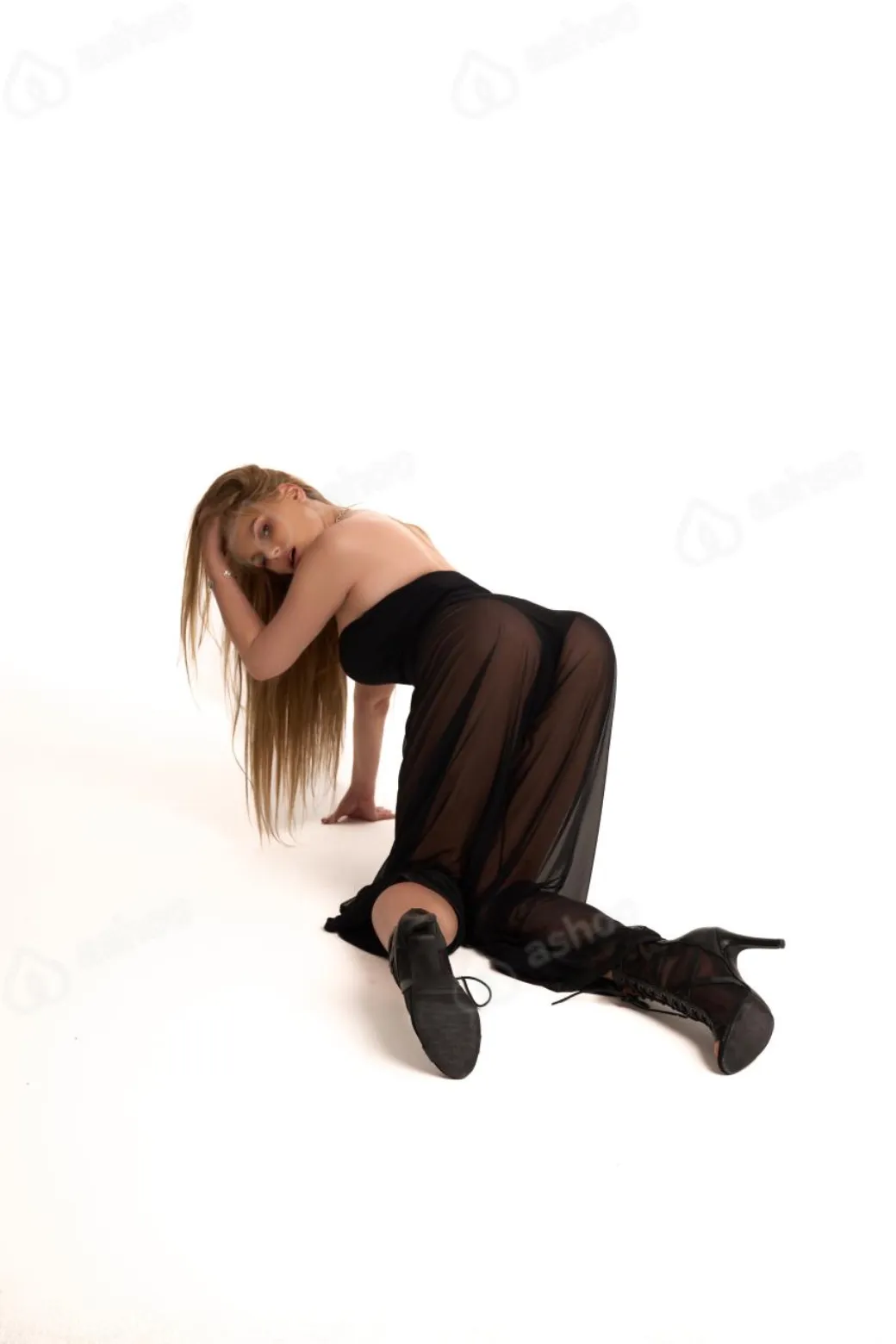 Erotic Doctor Diana 4