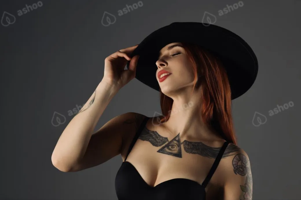 Helena Hey 11