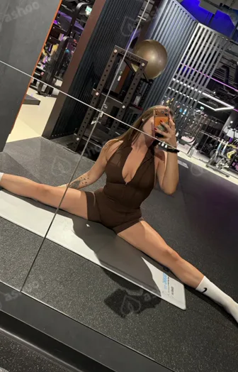 Ann twerk baby GFE 2