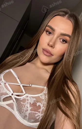 ELENA COURTESAN 2