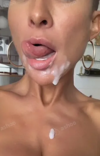 IREN LOVES ANAL