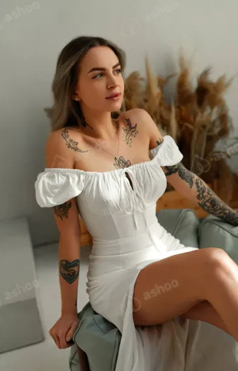 Honey Sofi 2