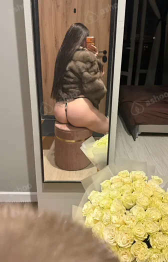 Monica 2