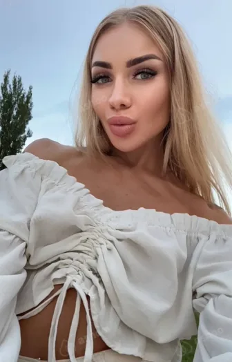 БАРБИ КОРОЛЕВА МИНЕТА 2